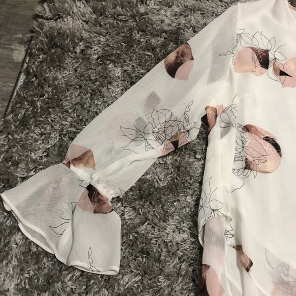 ✨NWT Alfani Asymmetrical Blouse✨ - Picture 6 of 9